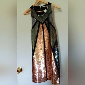 Under Skies Sequined Gold & Silver‎ Dress Sz. M Sleeveless